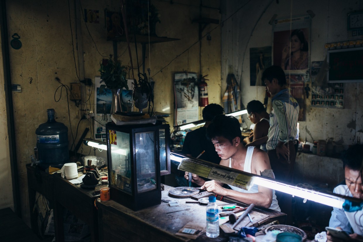 Myanmar burmese portrait photography